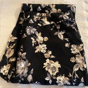 Isaac Mizrahi Live size 16w Tall floral pant